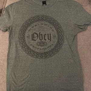Obey men’s tee green large